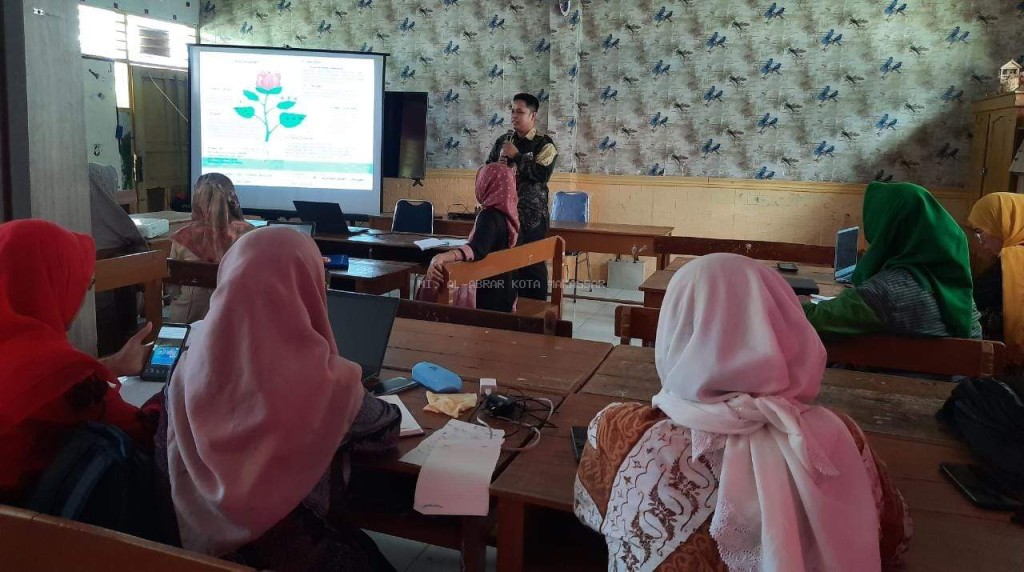Penyusunan Instrumen Soal Kompetensi Asesmen Madrasah (AKMI)