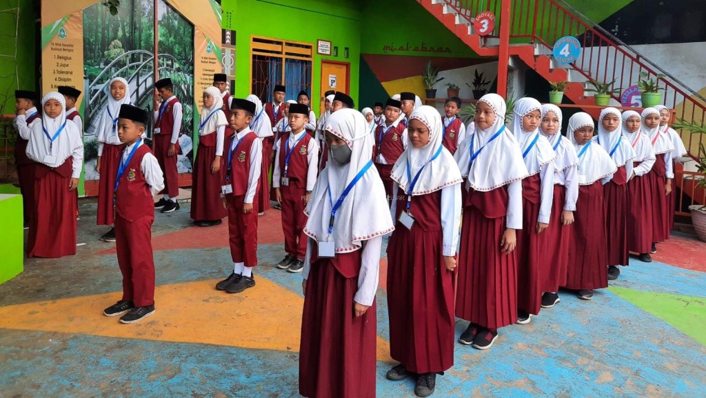 Asesmen Madrasah Berbasis Komputer 2023, MI Al Abrar Kota Makassar Ujikan 3 Tipe Soal Asesmen